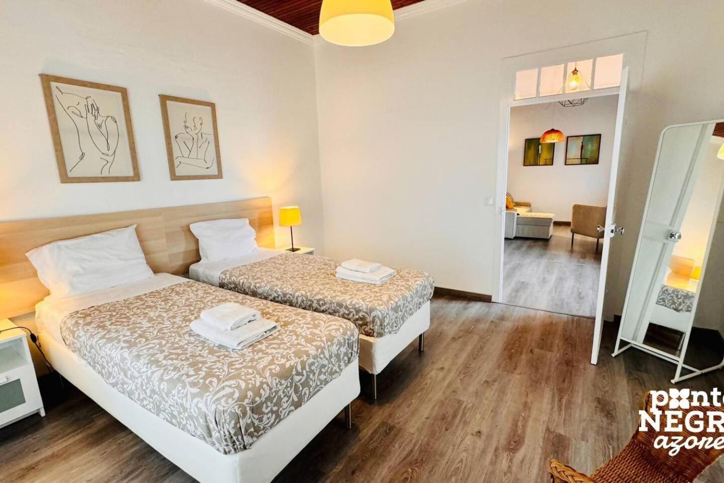 Casa Da Gente By Pontanegraazores Biscoitos  Chambre photo
